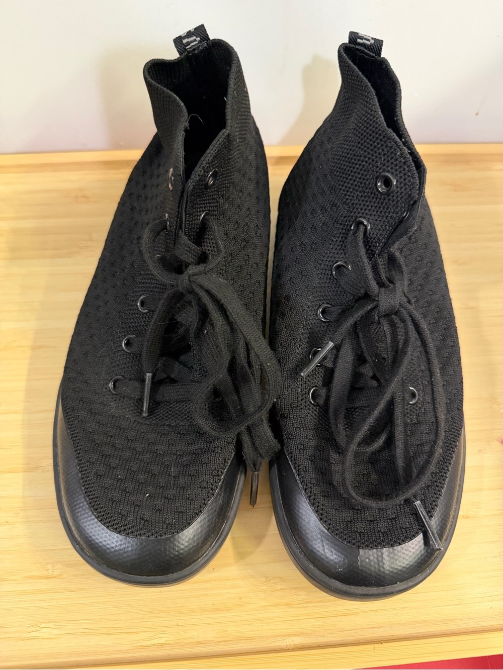 Women’s Suavs The Legacy Black Hightop Sneaker - Black, Sz. 7